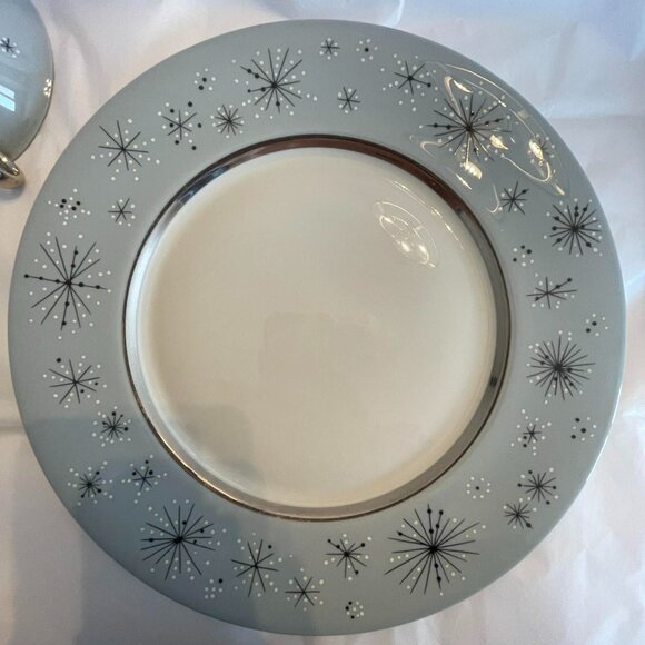 STARBURSTS ROMANCE OF THE STARS 4 pieces dinnerware in rare gray color. - Picture 5 of 15